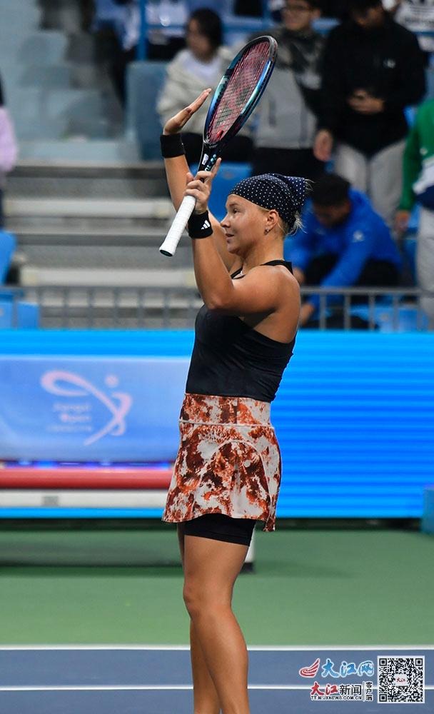 圣日耳曼助威团就位！世俱杯半决赛大战将至 巴黎邀请百名CUP核心球迷赴美助阵