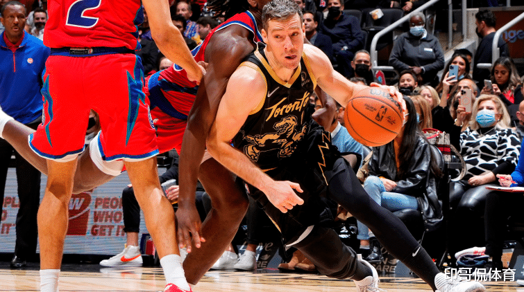 了大比分领 了大比分领