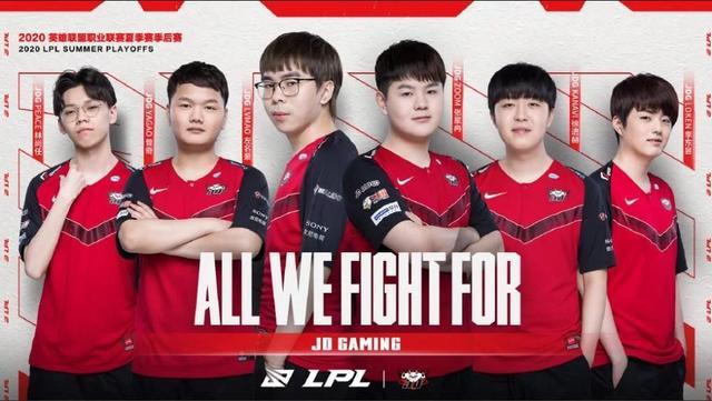 [中超]奥斯卡送出直塞 武磊单刀推射破.