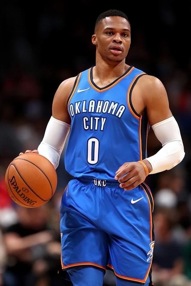 第三人跑动 第三人跑动