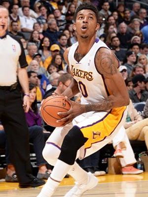 多的风险偏 多的风险偏